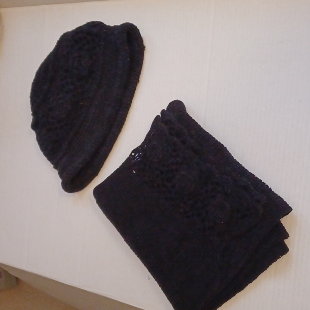 4/$40 Black Floral Knit Bucket Hat & Scarf Set